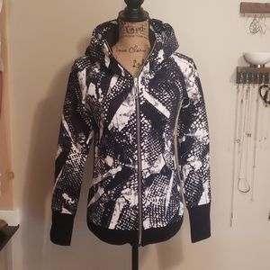 Lululemon Scuba Hoodie - Size 4